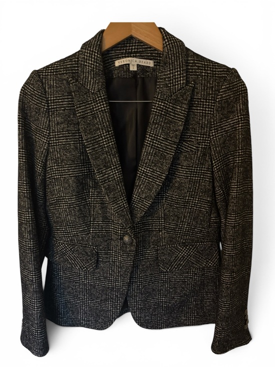 Veronica Beard Jackets & Blazers - Veronica Beard Black and White Glen Plaid Blazer